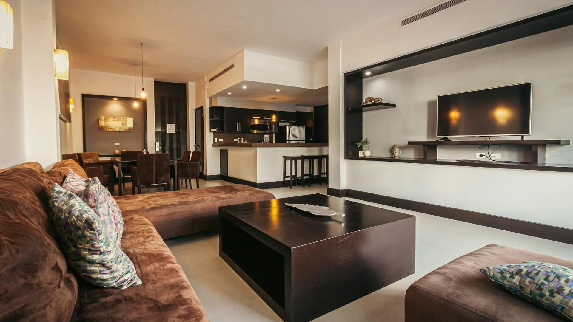 Aldea Thai Downtown Oceanview Residences プレヤデルカーメン